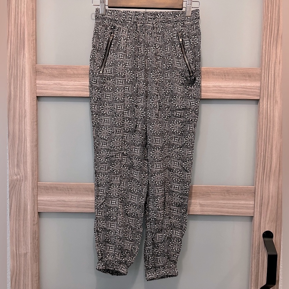 🔥 5 for $25 | Breeze Ever Black Patterned Women's Jogger Pants Small